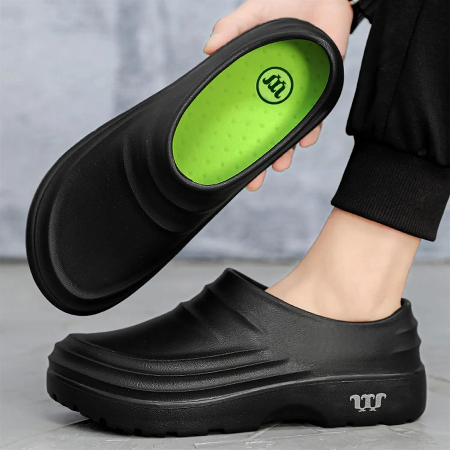 Armadillo Clogs Nurses Shoes for Women Men Non Slip Oil Water Resistant Safety Comfortable Work Shoes Ideal for Healthcare Kitchen Food Service Garden Unisex