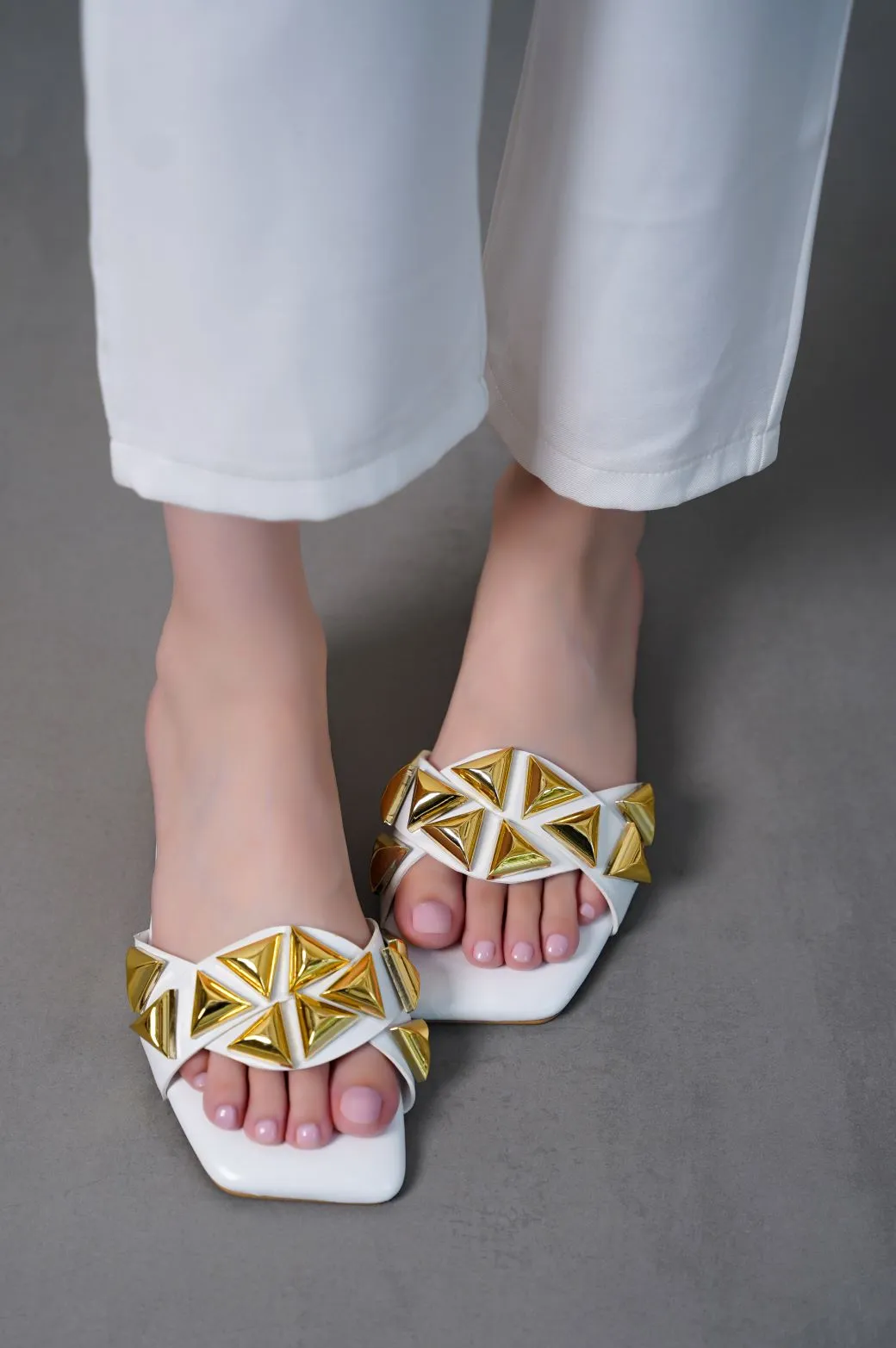 GOLD STUD SLIDES