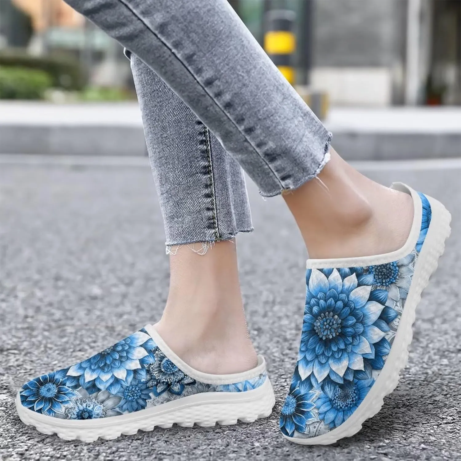 GOSTONG Slip-On Mules & Clogs for Women Light Open Back Shoes Comfort Walking Shoes Breathable Non Slip House Slippers Size 6-13.5
