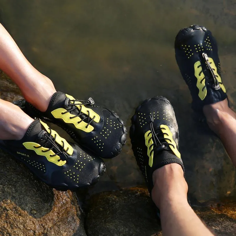 Men's Summer Slip-on Mesh Fabrics Aqua Shoes