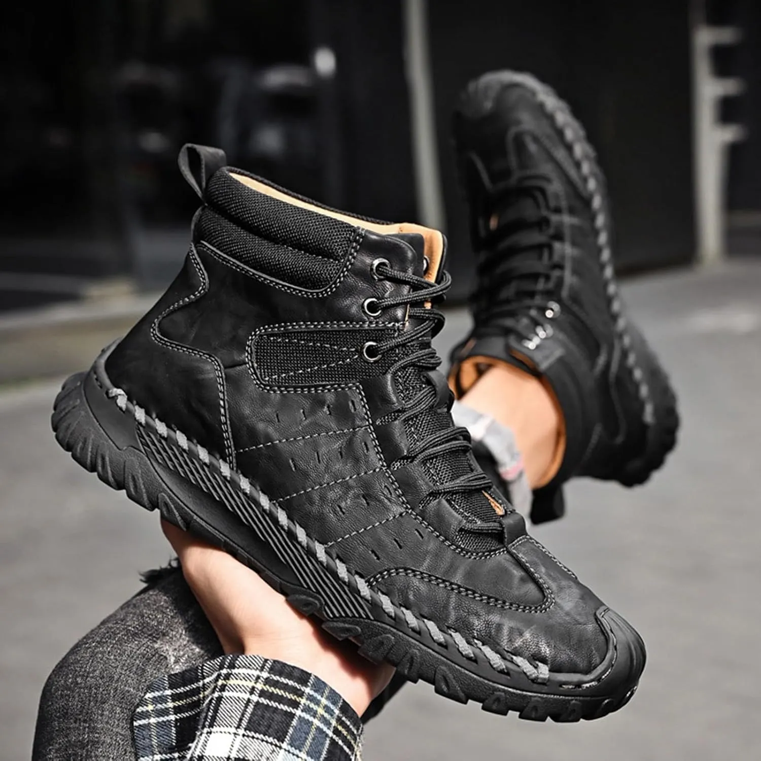 Men's Work Boots Slip On Hiking Sneakers Fur Lined Ankle Boot Women's Workout Shoes Slip Resistant Platform Shoes Composite Toe Botas Hike Grounded Footwear