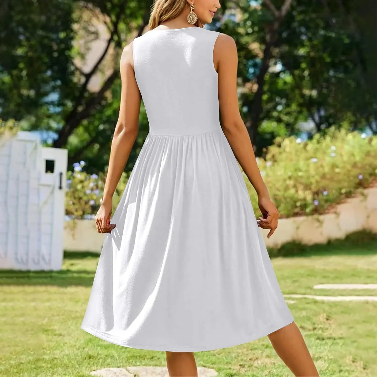Summer Dresses for Women 2025 Crew Neck Sleeveless Dress Boho Beach Vacation Dress Floral Midi Dress with Pockets