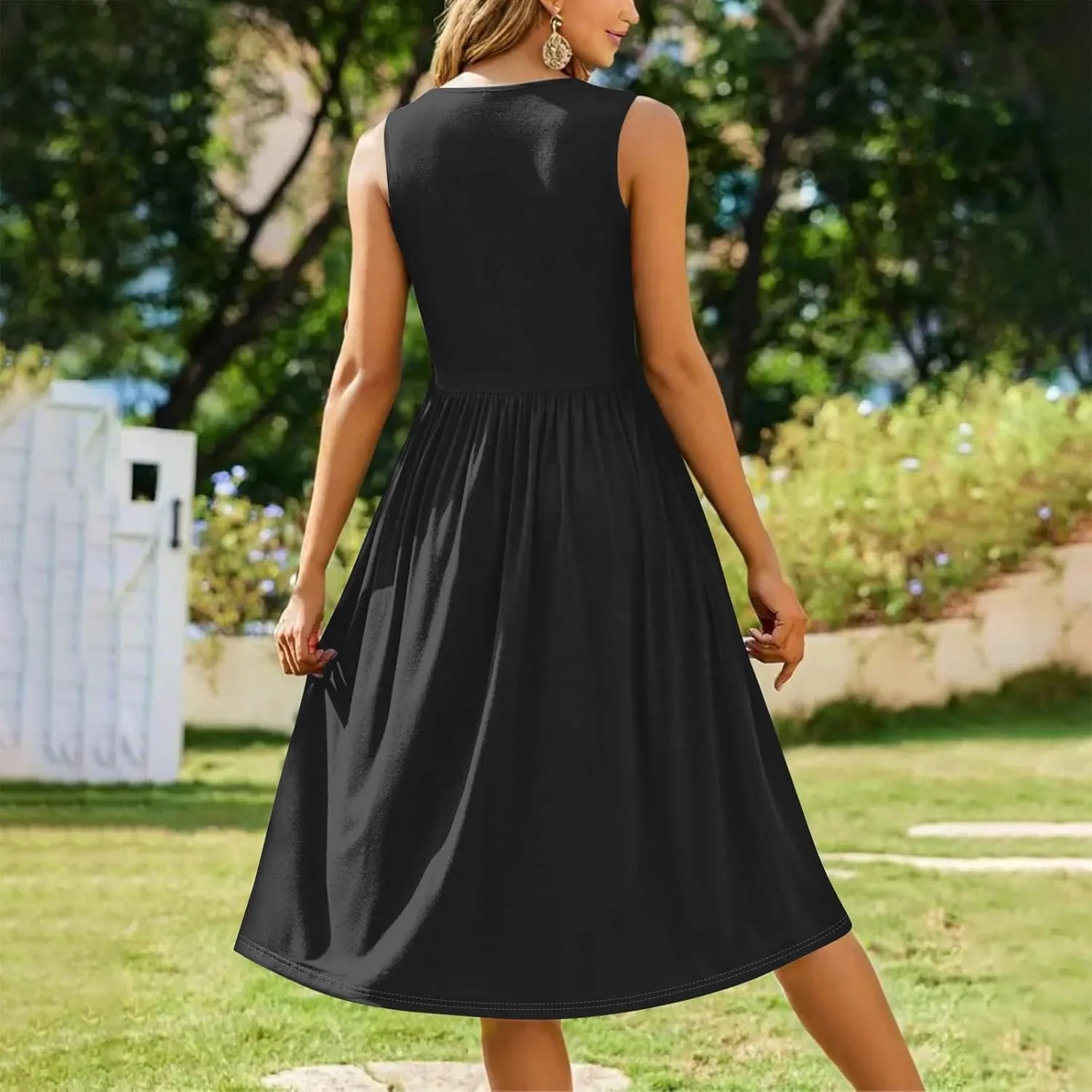 Summer Dresses for Women 2025 Crew Neck Sleeveless Dress Boho Beach Vacation Dress Floral Midi Dress with Pockets