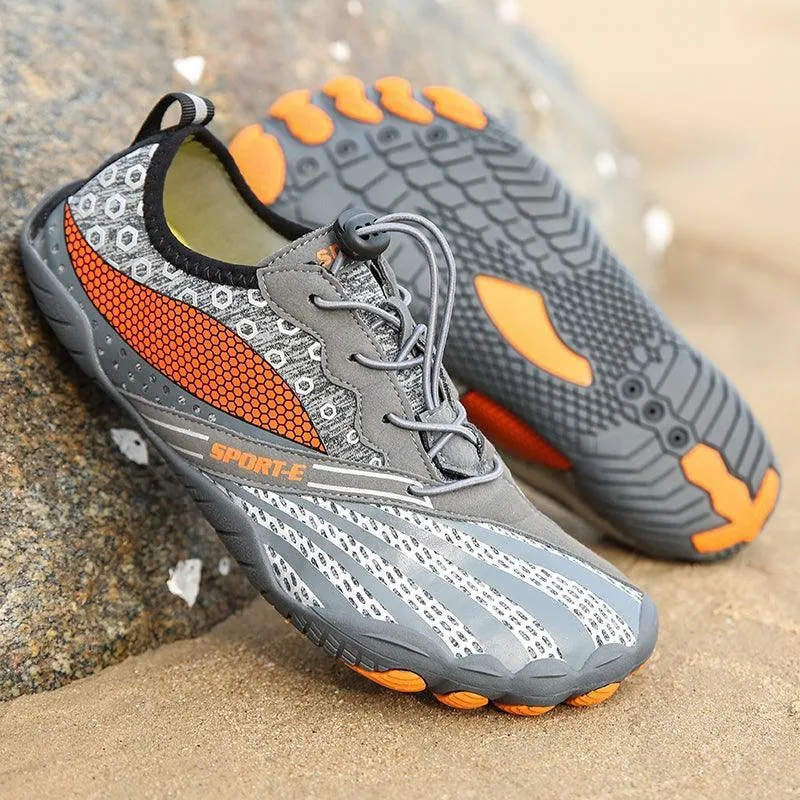 Viamore Men Sneakers